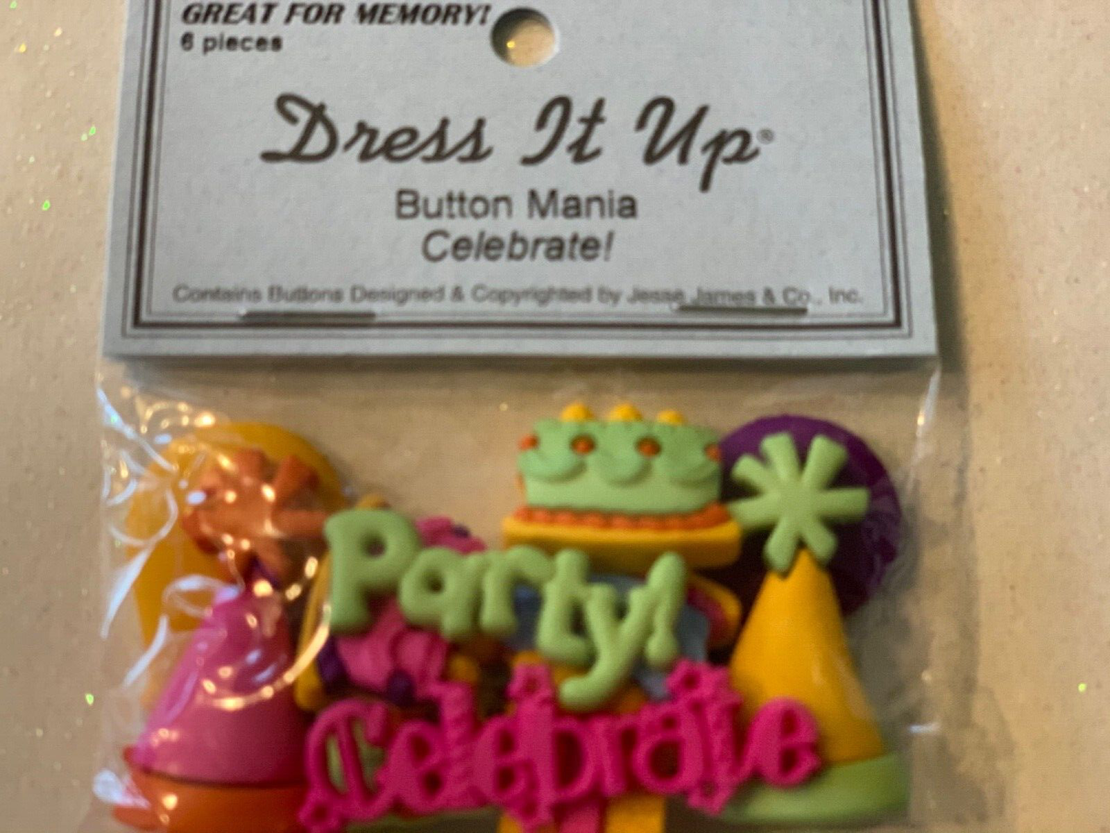 DRESS IT UP  3D BUTTON MULTI-COLOR BIRTHDAY PIECES BUTTON MANIA CELEBRATE