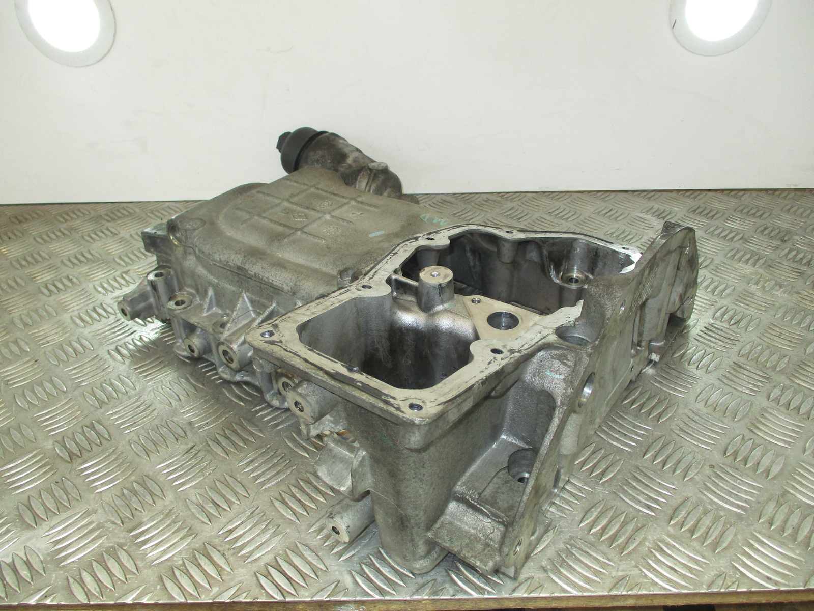 2017 Nissan Navara D23 2.3 Diesel YS23. Oil Sump Pan 110172183R 