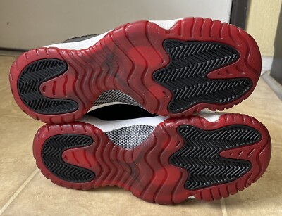 VTG RARE 2001 Nike Air Jordan Retro 11 Bred Playoffs Youth Size 6y VTG RARE 2001 Nike Air Jordan Retro 11 Bred Playoffs Youth Size 6y