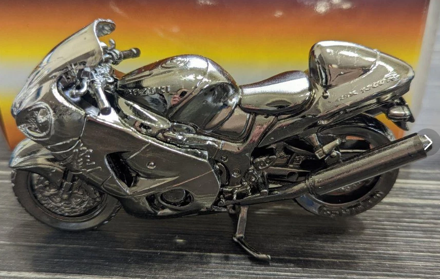 World Famous Motorcycle Series vol.33 SUZUKI GSX 1300R HAYABUSA