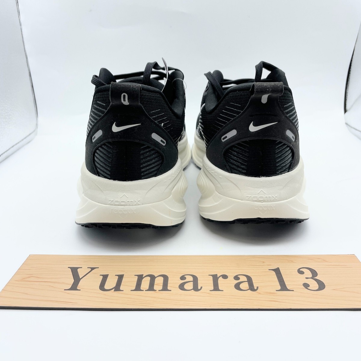 Nike Vomero 18 Black Coconut Milk Summit White HM6803-007 