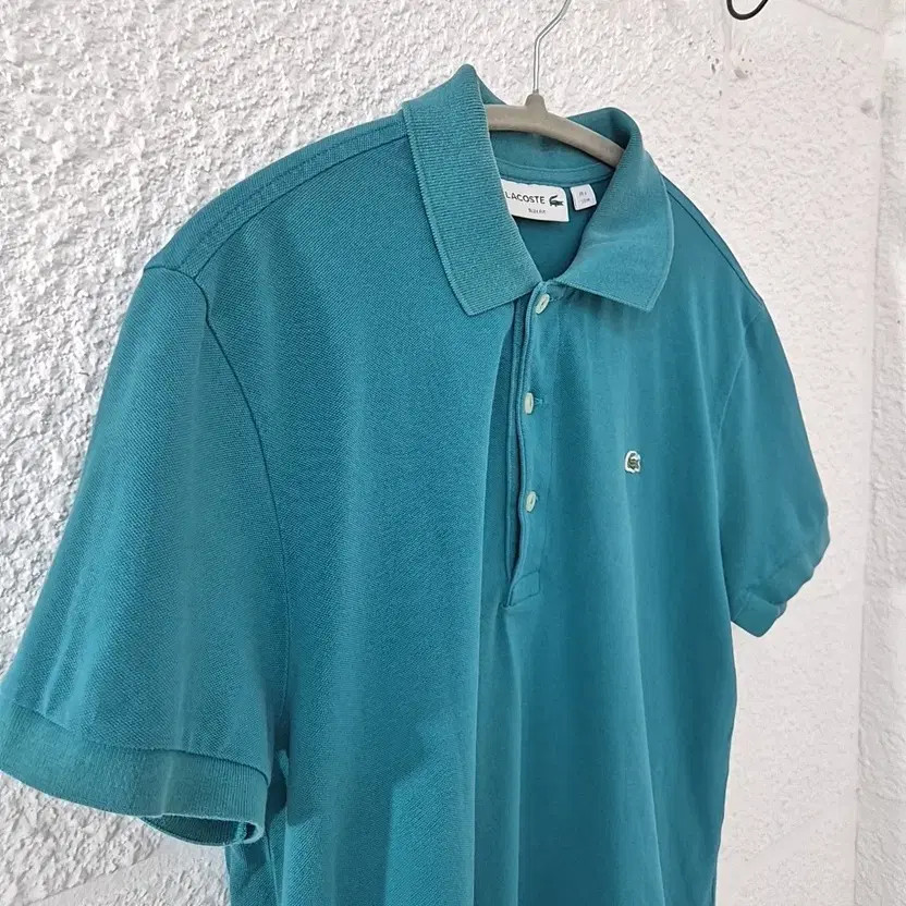 Lacoste Women's Polo T-Shirt - Light Used thumbnail 2