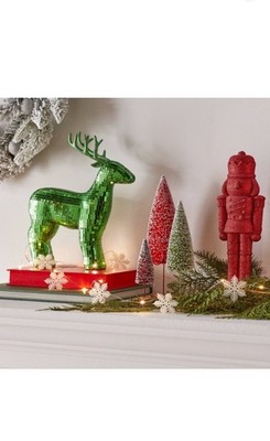 30ct LED Dewdrop with Glittered Snowflakes Christmas Indoor Novelty String Light