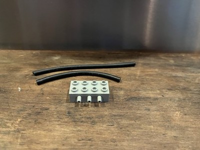 LEGO Technic Pneumatic Distribution Block Light Grey Part 4692 w 2 Hose Parts