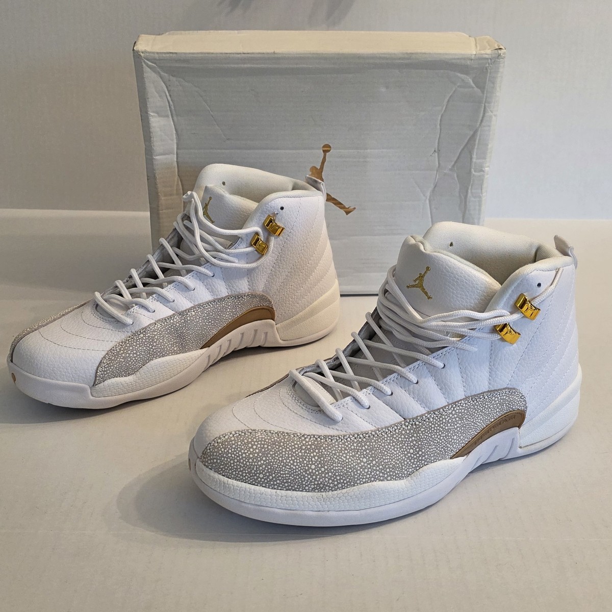 drake gold jordans