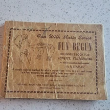 Vintage Beginner's Book For Tonette & Flutophone - Fun With Music Series. 