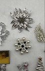 Costume Jewelry Silver Tone Floral Heart Flamingo Pin Brooches Lot 0.8Lb — photo 2