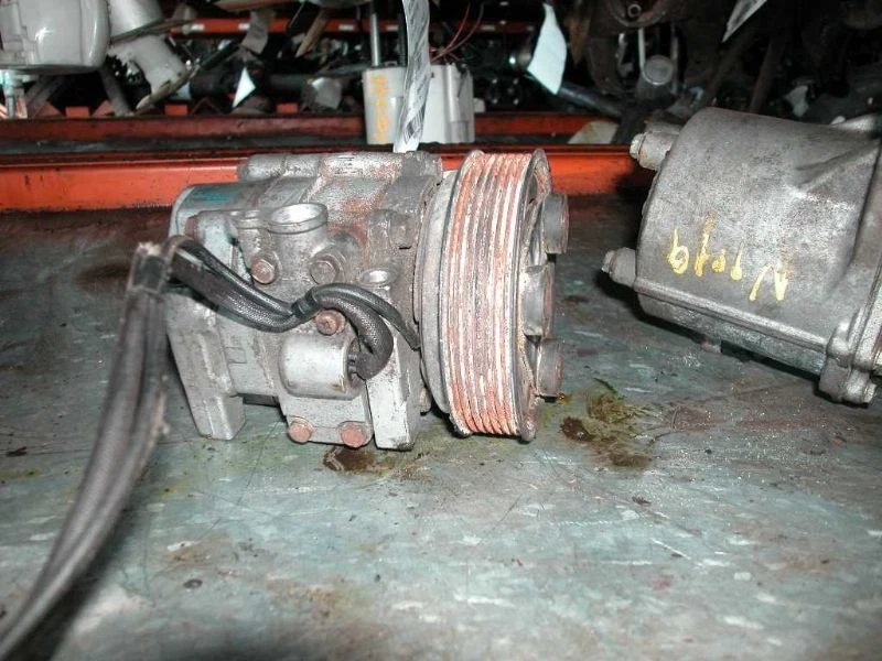 COMPRESOR AC 2300 95 96 97 98 99 00 01 02 MAZDA MILLENIA  Foto 2 de 2