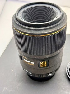 Sigma AF 105mm f/2.8 DG EX Macro Lens for Nikon Auto or Manual Focus (10117827)