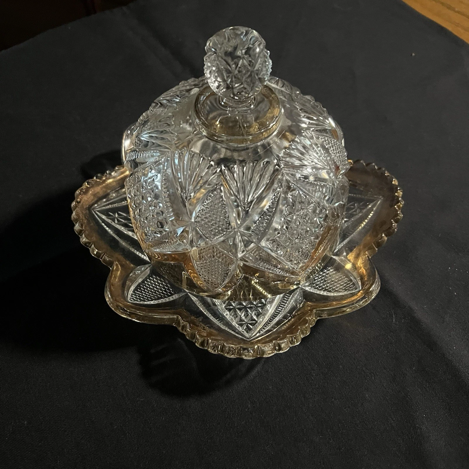 Antique EAPG US Clear Gold Glass Pennsylvania Pattern Covered Cheese/Butter Dish