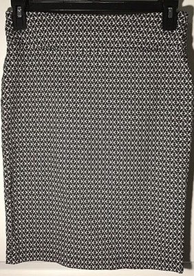SOHO Apparel Ltd Women's Black White Geometric Knit Pencil Skirt M