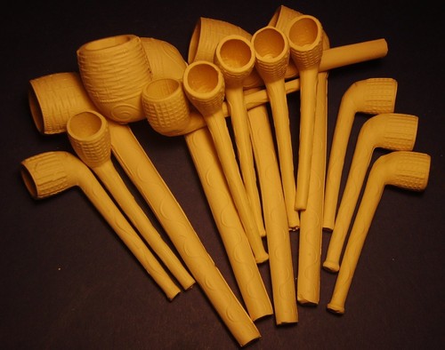 15 new clay pipes two "baskets" l: 5,5 3,2", h: 1,4 1", w: 1 0.