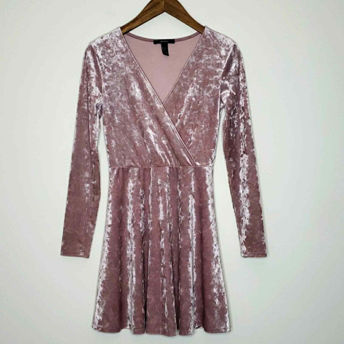 Forever 21 Fit And Flare Pink Crushed Velvet Dress Size Small