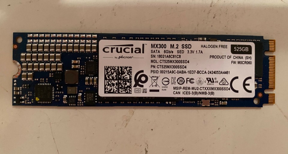 Crucial (2017 Fin de série) SSD Interne MX300 (2To, 3D NAND, SATA, 2,5 Pouces) - CT2050MX300SSD1