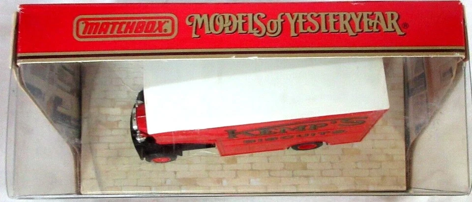 Matchbox Y - 31 MODELS OF YESTERYEAR 1931 MORRIS COURIER NEW - Image 2 of 3