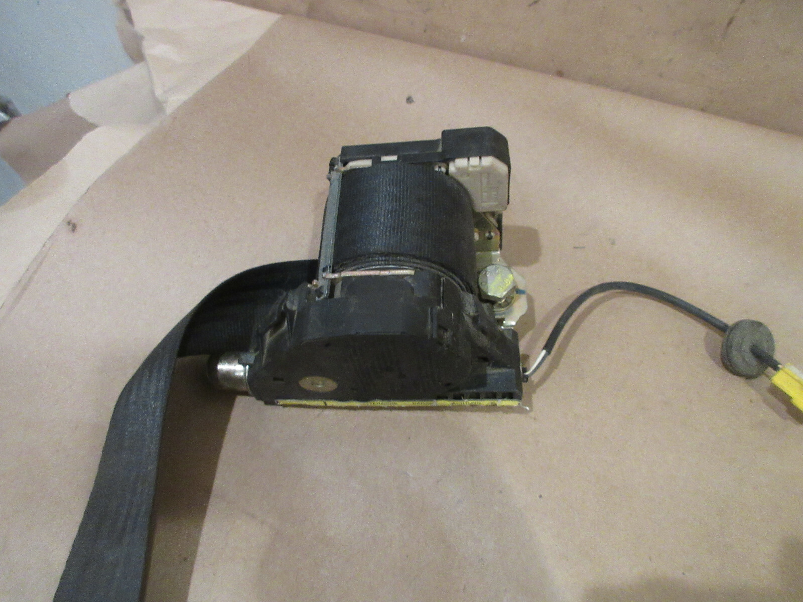 Maserati 4200 - LH Front Seat Belt Roller - P/N 67190800