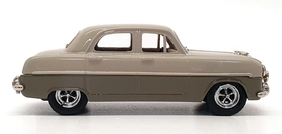 Lansdowne Models 1/43 Scale LDM7 - 1954 Ford Zephyr Zodiac - Rostyle Wheels - Image 3 of 4