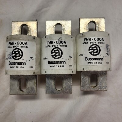 3 Bussmann FWH 600A. Low voltage Fuses. Working when removed.