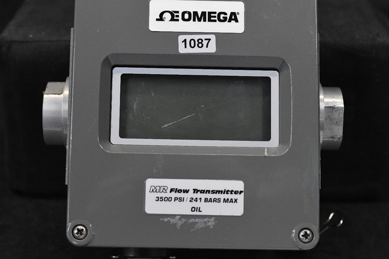 Omega FLR5101D Flow Transmitter (3500 PSI / 241 Bar max)