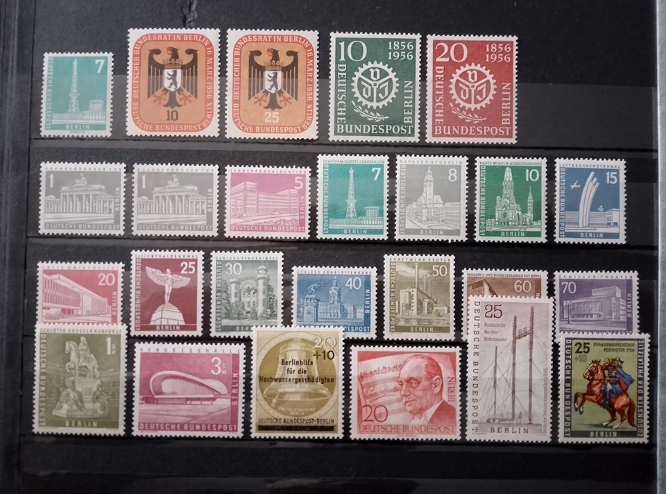 Berlin Lot / Sammlung / Jahrgang 1956 sauber postfrisch KW 104,-€ - Bild 1 von 1