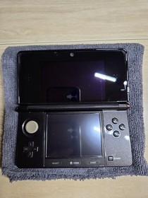 Nintendo 3DS with original box - Cosmo Black - For Repair Tested and Working