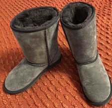 LAMO Women  s Boots Size 7