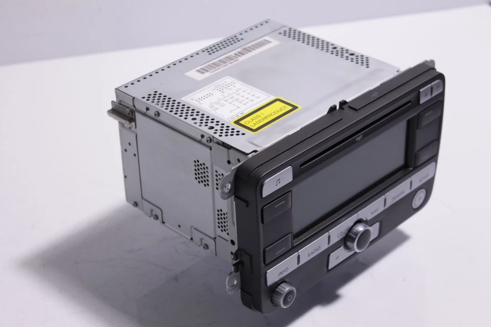 Radio/Navi mit CD (kein Code vorhanden) 1K0035191D VW Passat 3C B6  55298 - Bild 2 von 4