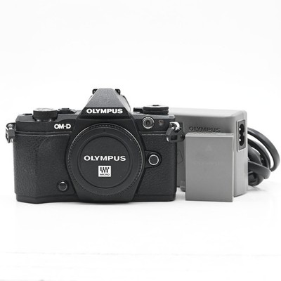 Olympus OM-D E-M5 Mark II 16MP Mirrorless Digital Camera Body MFT #980