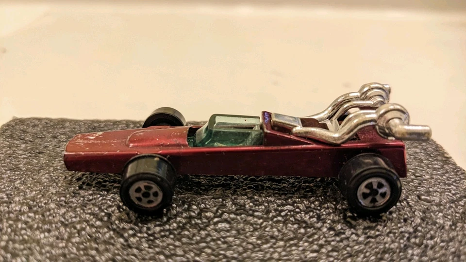 Topper Johnny Lightning A J Foyr Foto 3 de 4