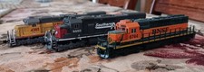 N Scale Diesel Locomotives w/ Issues - Kato SD40-2 BNSF 6744; UP #4385; SP #8493
