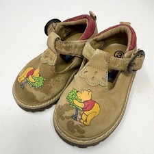 Vintage 90s Winnie The POOH Mary Jane Sandals Toddler Shoes 3 Disney Y2K Worn