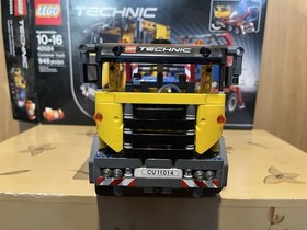 LEGO TECHNIC: Container Truck (42024)