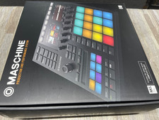 Native Instruments Maschine MK3 Production and Performance System with Komplete