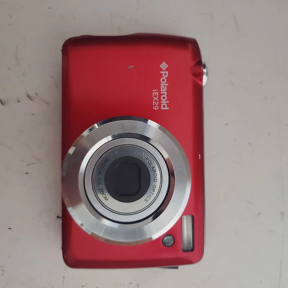 Polaroid iEX29 18MP Optical Zoom Digital Camera - Red - FOR PARTS - Image 2 of 4