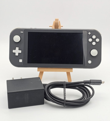 Nintendo Switch Lite Grau   geprüft & funktionsfähig   gebraucht