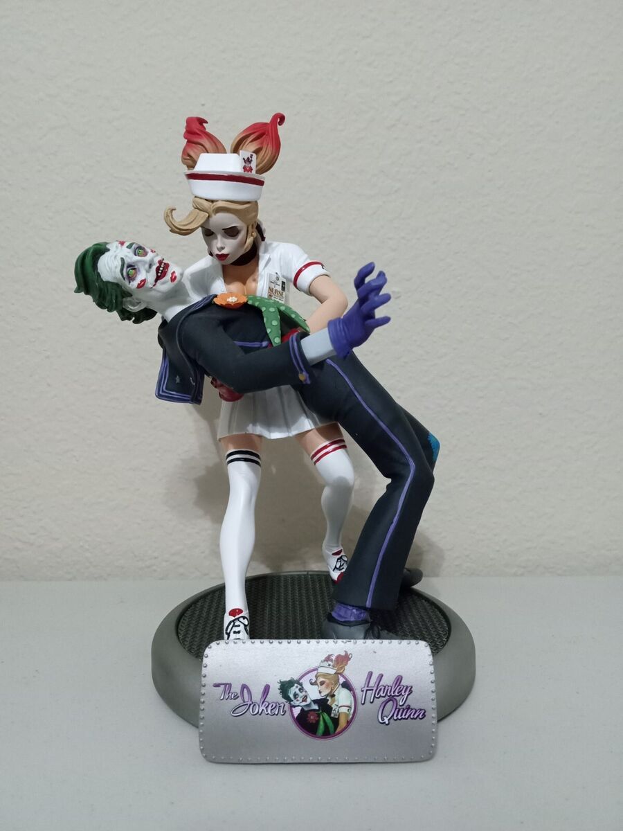 DC Collectibles Bombshells Joker and Harley Quinn Statue DC Collectibles Bombshells Joker and Harley Quinn Statue