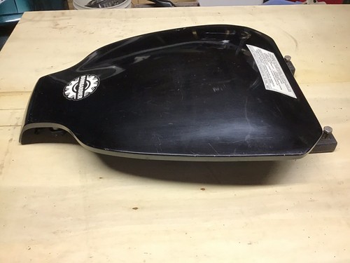 TAPA CUBIERTA DE ACCESO SEADOO (BOMBARDIER) CON PESTILLO Y ESPUMA 269500417 - Imagen 2 de 6
