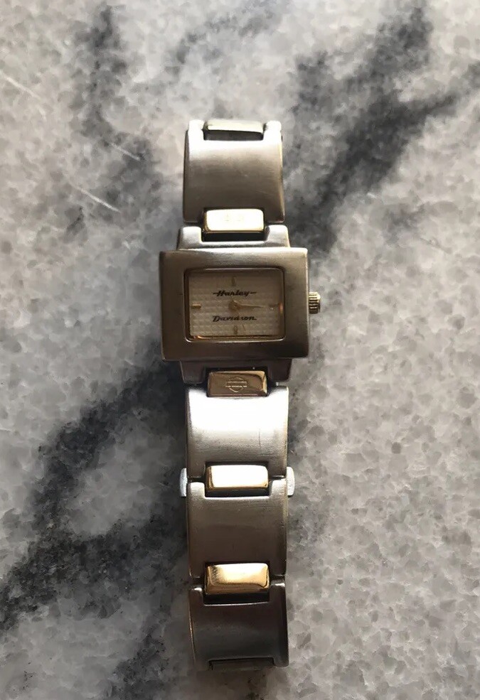 ?HARLEY-DAVIDISON, Two-Tone Watch Harley-Davidson Gold Bar & Shield Stainless Steel Mens Watch  main image 3