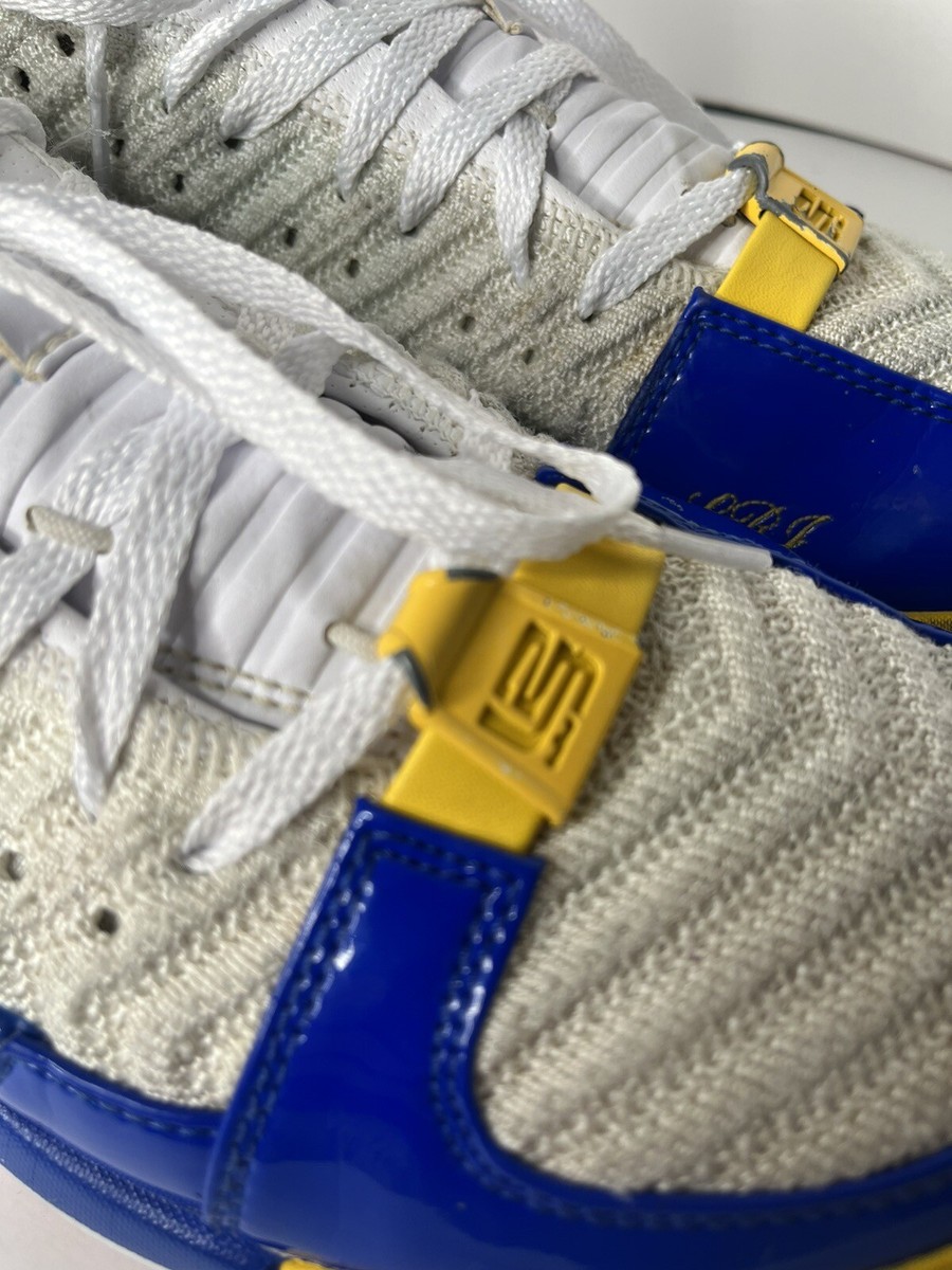 Nike LeBron 16 SuperBron 2018 Size 7.5 Used CD2451-100 | eBay display picture 2