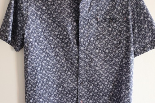 Ted Baker Men's Blue Floral Print Short Sleeve Shirt - Stylish and Elegant - Picture 4 of 12