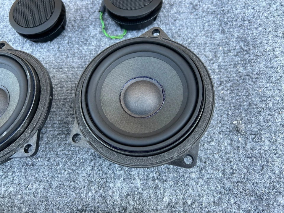 宝马 E92 E93 2007 - 2013 原始设备制造商前后哈蒙卡登门闪光灯斜纹套装 — 第 4/4 张图片