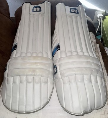 SS Sunridges Platinum Cricket Batting Pads Mens White Padded Leg Guards Foam