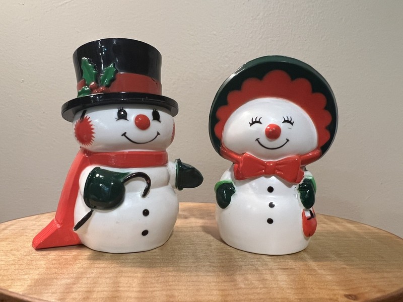 Victorian Hallmark Christmas Happy & Merry Salt Pepper Shakers Set Snowmen