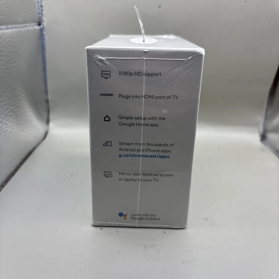 Google Chromecast 3rd Gen HD NEW Sealed Digital Media Streamer Charcoal nc2-6a5 - Image 2 of 4