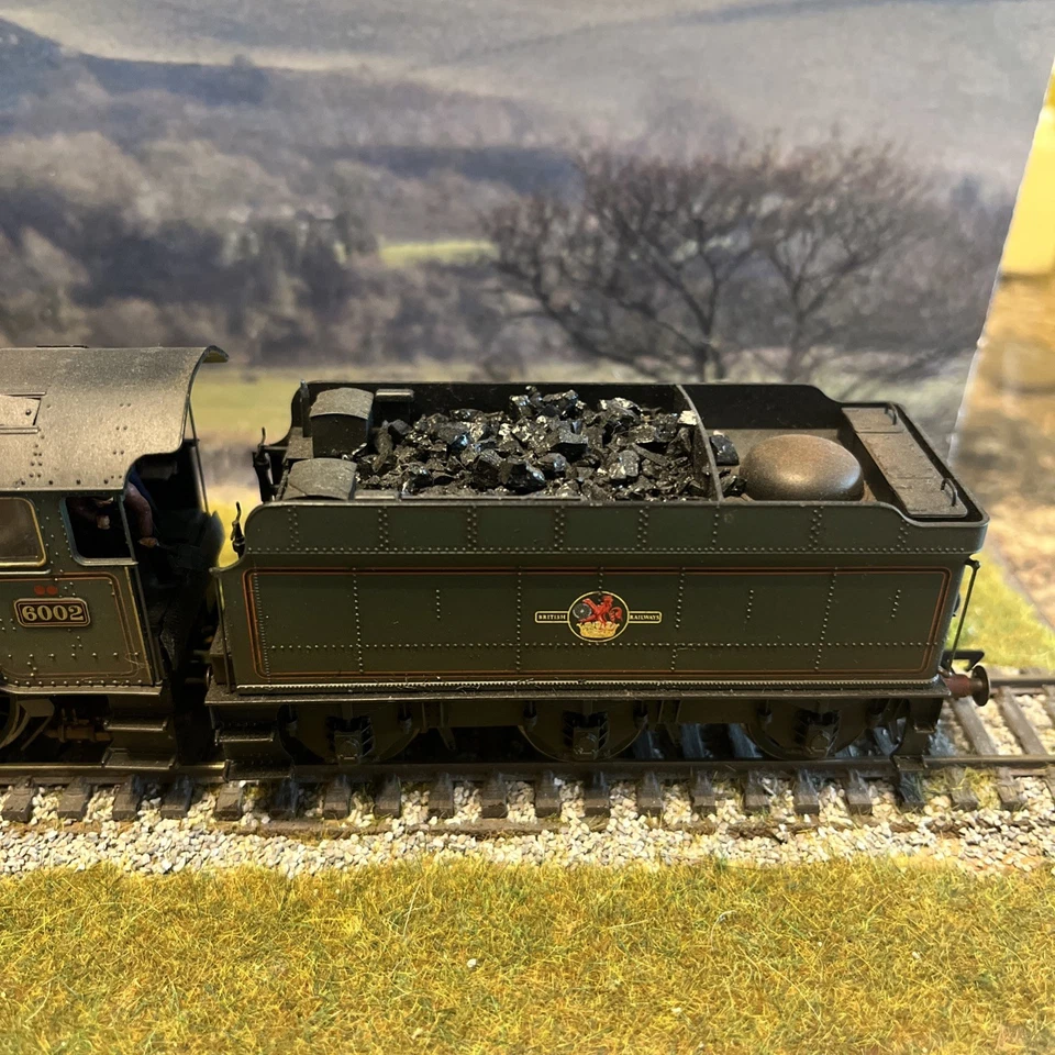 Hornby R3409 BR (late livery) King Class No 6002 “King William IV” DCC Fitted  - Image 3 of 4