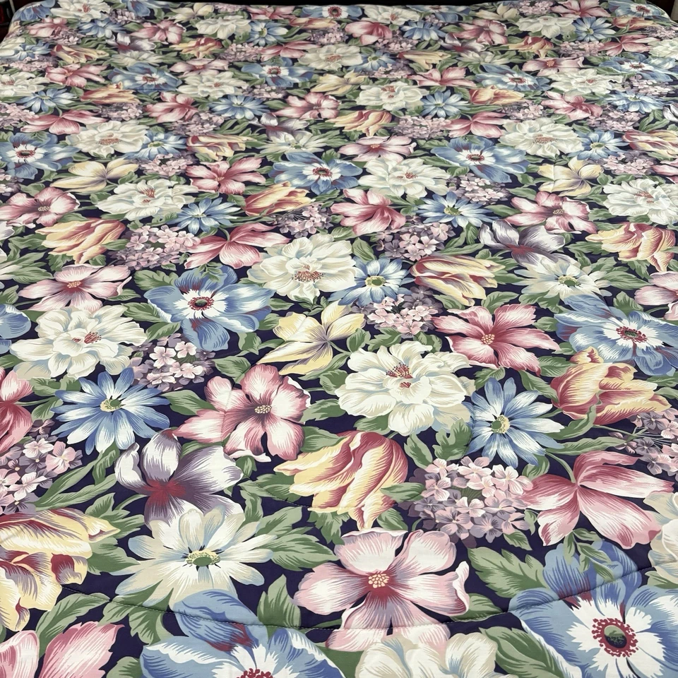 VTG 1990s Floral Comforter Bedspread Double Sided Floral Print Queen/King 88x99 - Image 4 of 4