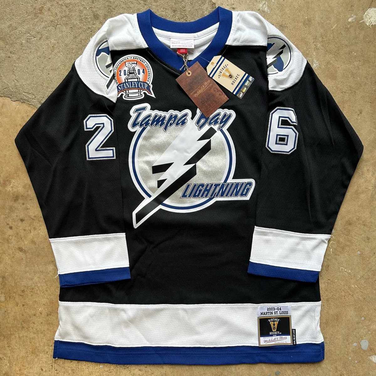 Tampa Bay Lightning NHL Fan Apparel & Souvenirs for sale | eBay