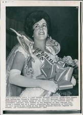 1967 Pamela Jan Rudden Wa Cherry Blossom Festival Queen Beauty Wirephoto 8X10