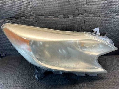 14 15 16 NISSAN VERSA Headlamp Assembly Right passenger silver surround