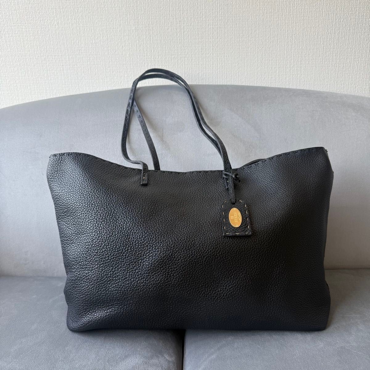 RARE FENDI Seria Leather Tote Bag in Black
